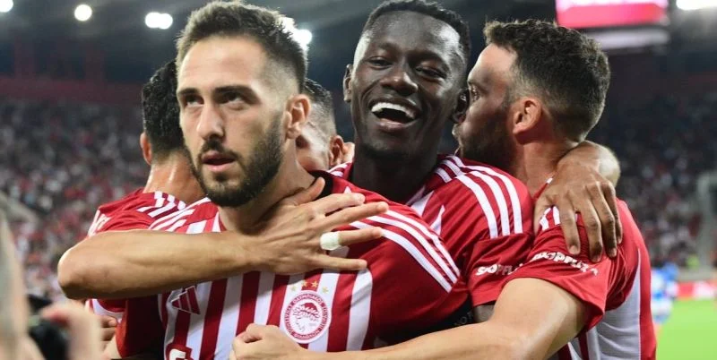 Генк - Олимпиакос Генк - Олимпиакос