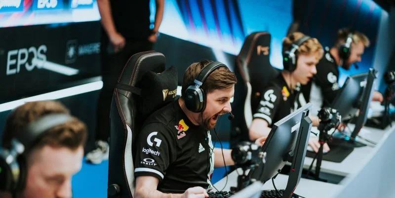 9INE - G2 Esports 9INE - G2 Esports