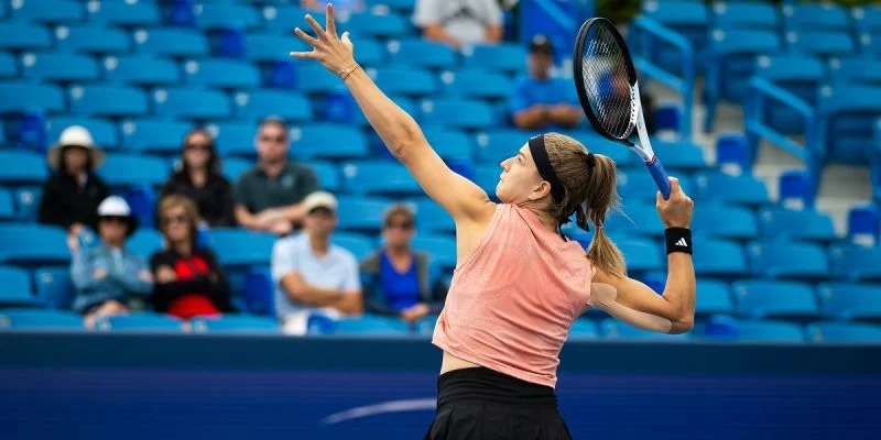 Каролина Мухова - Мари Бузкова