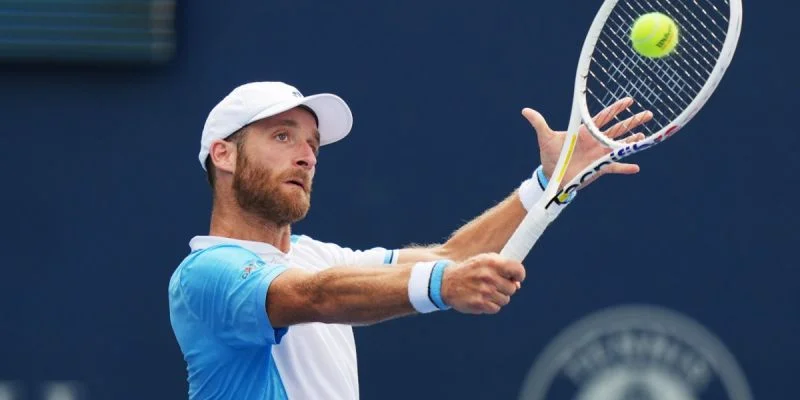 Доминик Кёпфер - Констан Лестьенн