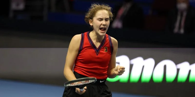 Сара Эррани - Эрика Андреева