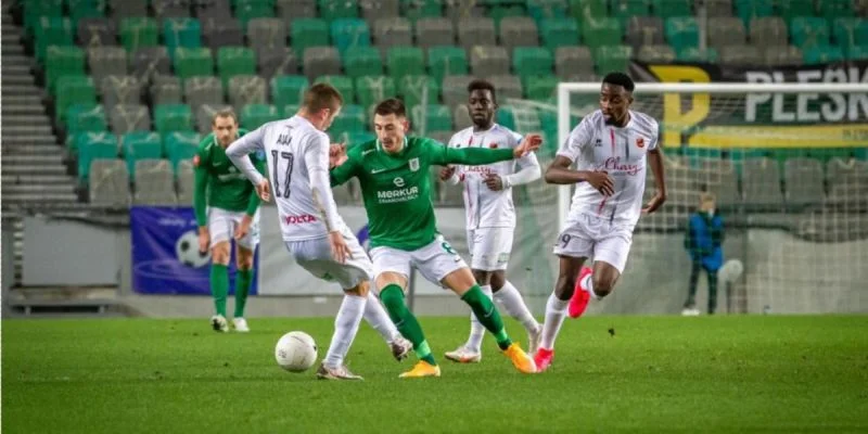 Олимпия Любляна - Карабах