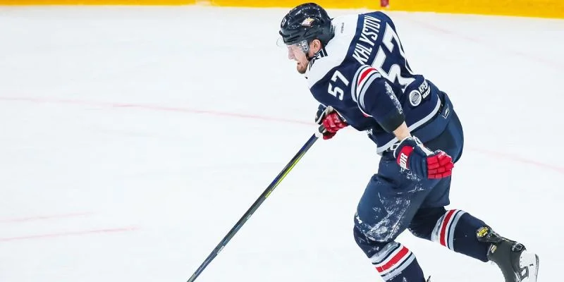 Барыс - Нефтехимик Барыс - Нефтехимик