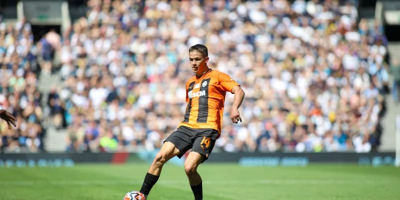 Колос Ковалевка - Шахтер Донецк