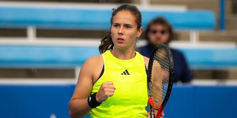 Дарья Касаткина - Алисия Паркс