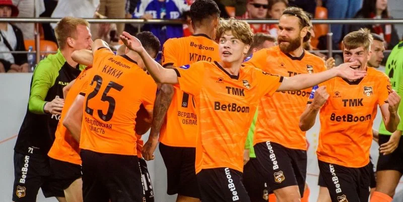 Урал - Ахмат