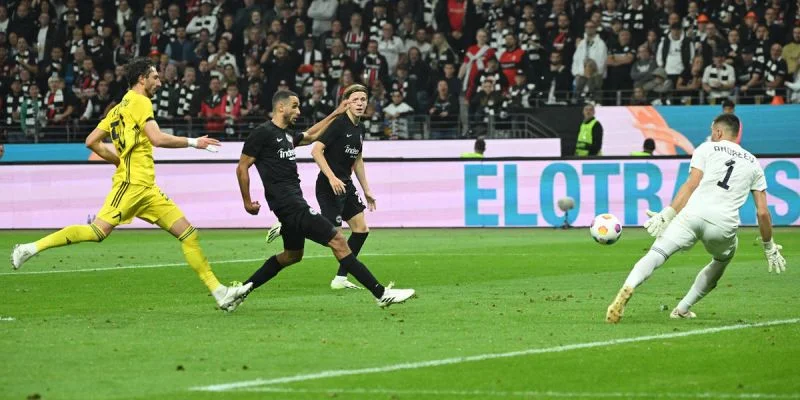 Айнтрахт Фр - Кельн