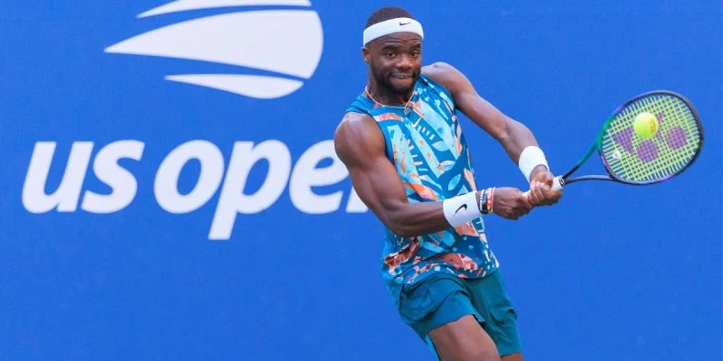 Ринки Хиджиката - Фрэнсис Тиафо