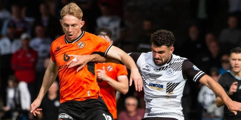 Эйр Юнайтед - Фалкирк Эйр Юнайтед - Фалкирк