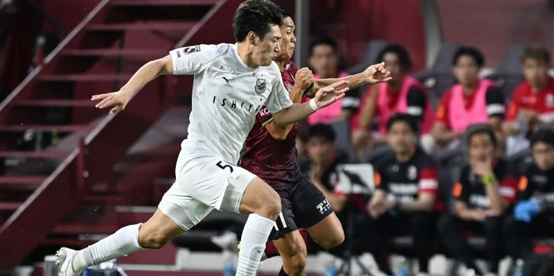 Йокогама Маринос - Саппоро Йокогама Маринос - Саппоро