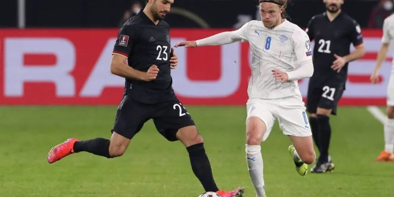 Исландия - Босния и Герцеговина Исландия - Босния и Герцеговина