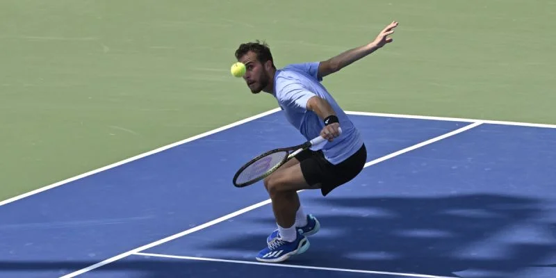 Адриан Андреев - Уго Гастон