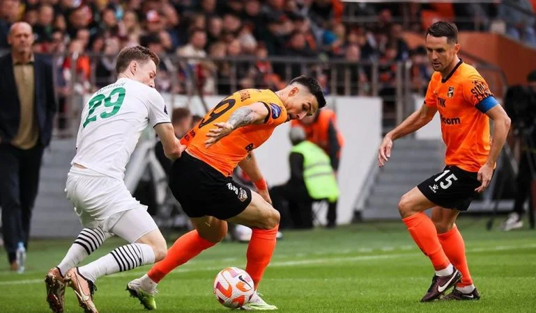 Урал - Факел