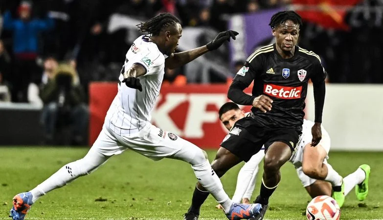 Генгам - Аяччо Генгам - Аяччо