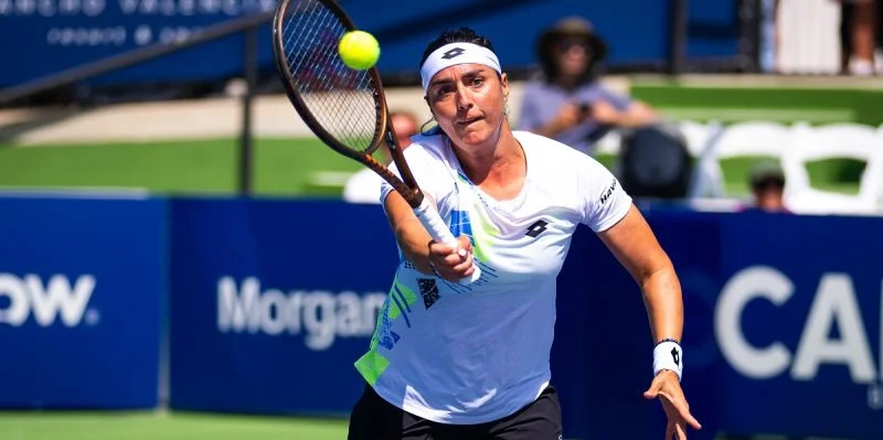 Онс Жабер - Алисия Паркс