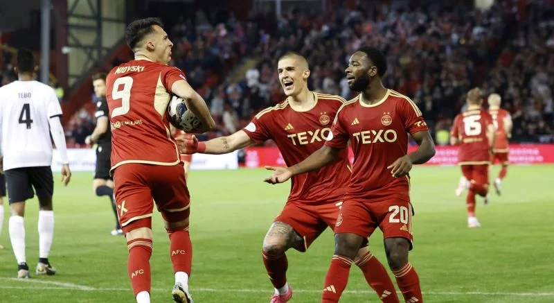 Айнтрахт Фр - Абердин Айнтрахт Фр - Абердин