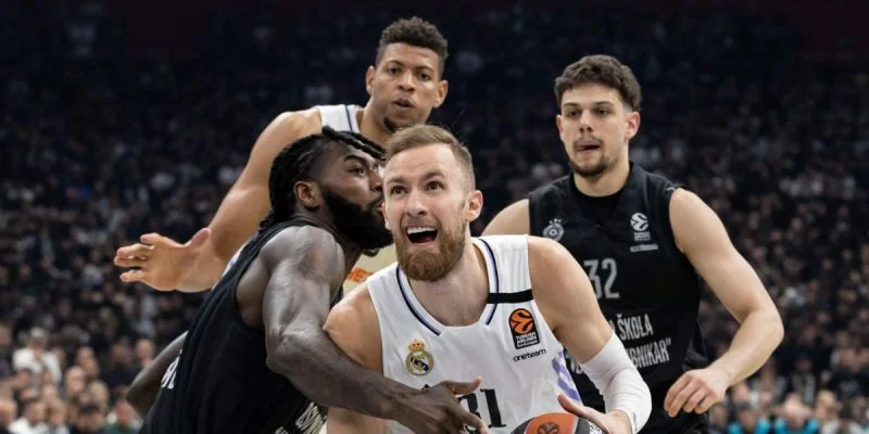 Реал М - Сарагоса Реал М - Сарагоса