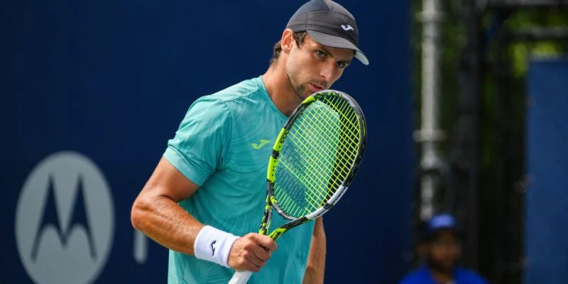 Маттео Арнальди - Александар Вукич