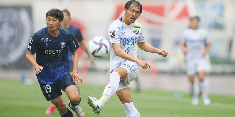 Токусима Вортис - Роассо Кумамото