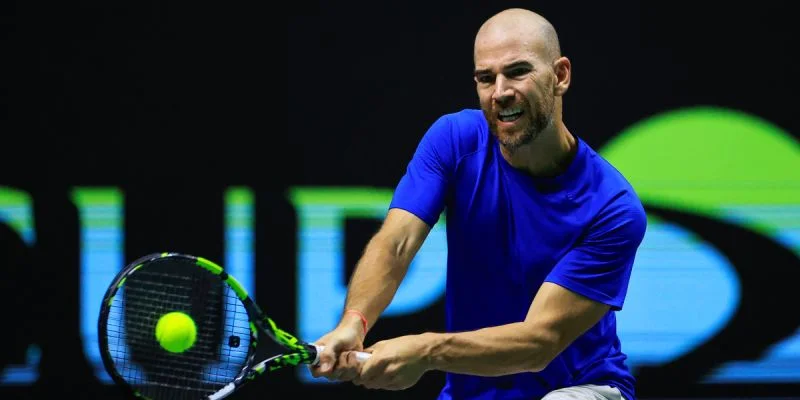 Адриан Маннарино - Артур Риндеркнех