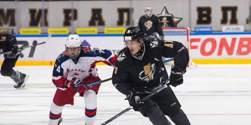 Тайфун - МХК Спартак Тайфун - МХК Спартак