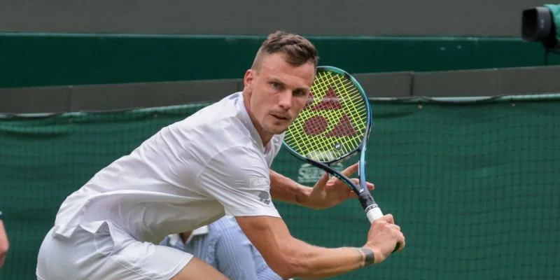 Мартон Фучович - Себастьян Офнер Мартон Фучович - Себастьян Офнер