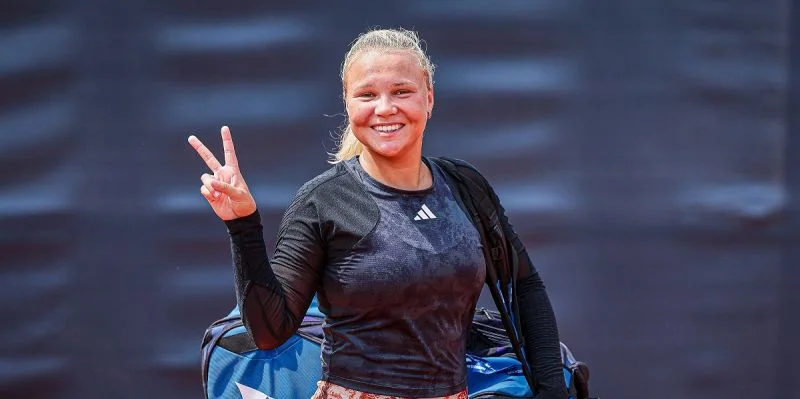 Онс Жабер - Диана Шнайдер Онс Жабер - Диана Шнайдер