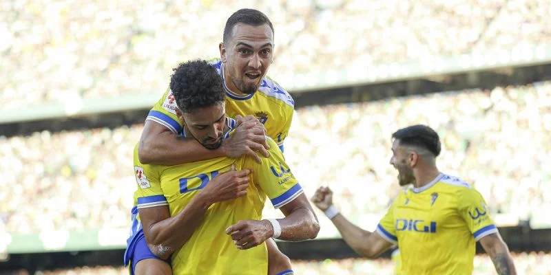 Атлетико - Кадис Атлетико - Кадис