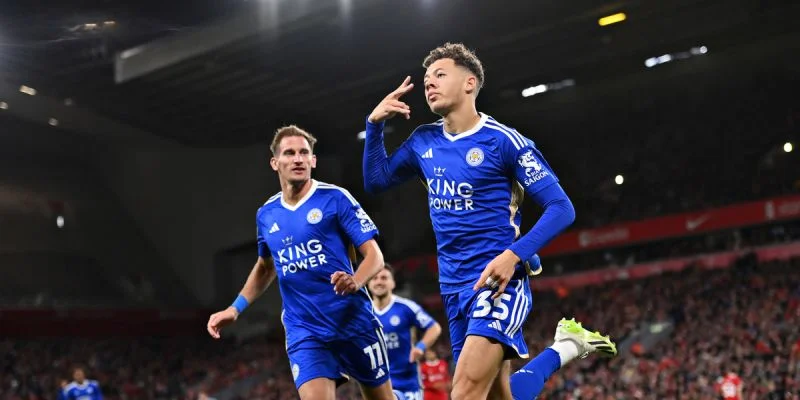 Блэкберн - Лестер Блэкберн - Лестер