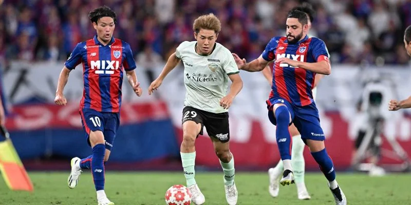 Кусацу - Токио Верди Кусацу - Токио Верди