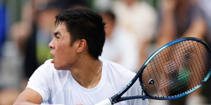 Брендон Накашима - Бернабе Сапата Мираллес Брендон Накашима - Бернабе Сапата Мираллес