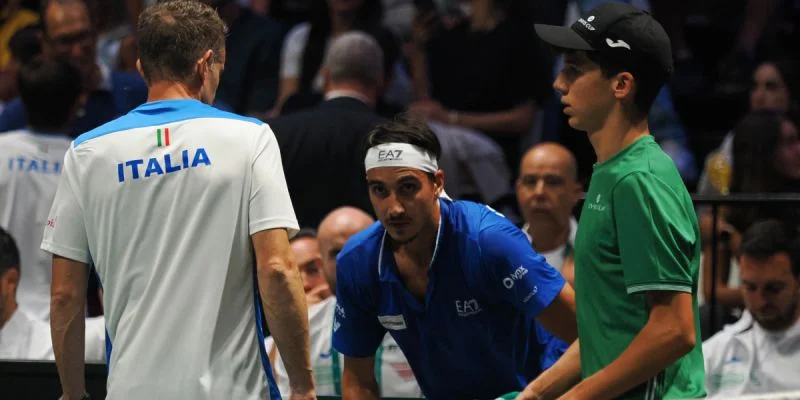 Фрэнсис Тиафо - Лоренцо Сонего Фрэнсис Тиафо - Лоренцо Сонего