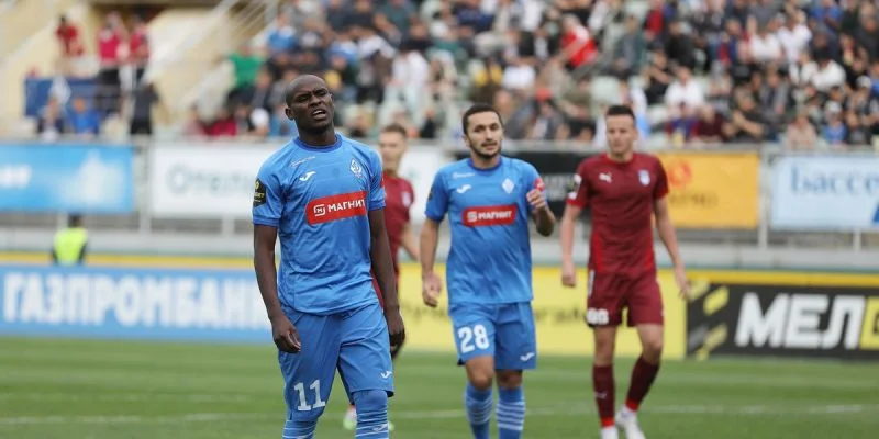 Динамо Махачкала - Акрон Тольятти