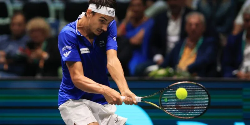 Лоренцо Сонего - Николас Харри