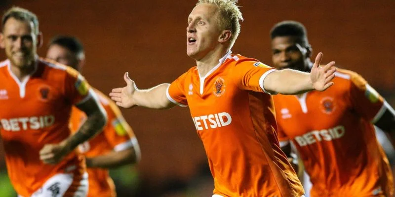 Блэкпул - Стивенэйдж Блэкпул - Стивенэйдж