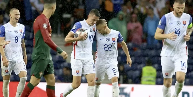 Люксембург - Словакия