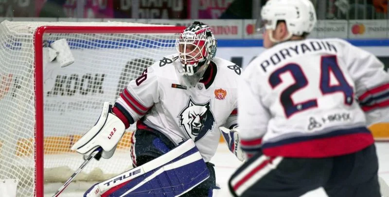 Лада - Нефтехимик