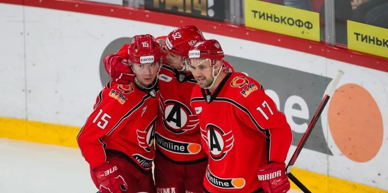 Автомобилист - Амур Автомобилист - Амур