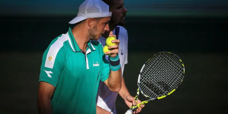 Уго Гастон - Ян-Леннард Штруфф Уго Гастон - Ян-Леннард Штруфф