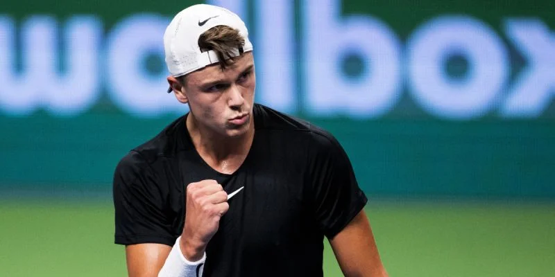 Хольгер Руне - Миомир Кечманович