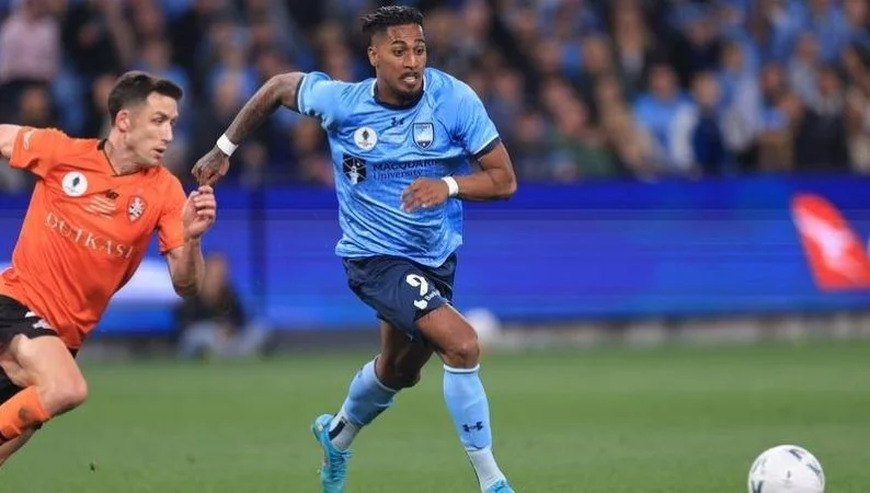 Брисбен Роар - Сидней