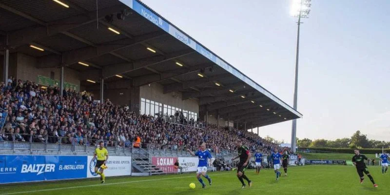 Мидтьюлланн - Люнгбю Мидтьюлланн - Люнгбю