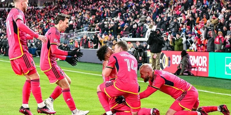 Сент-Луис Сити - Канзас Сити Сент-Луис Сити - Канзас Сити