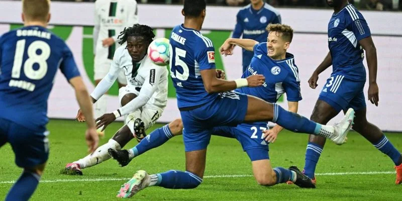 Санкт-Паули - Шальке Санкт-Паули - Шальке