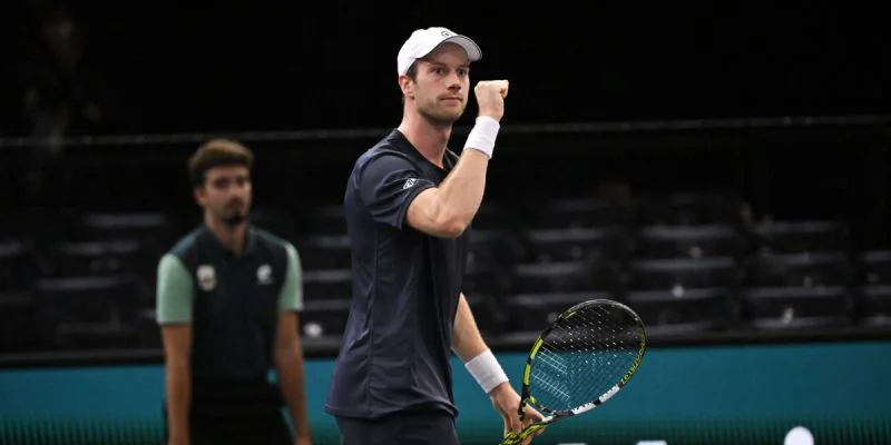 Томми Пол - Ботик Ван де Зандшульп