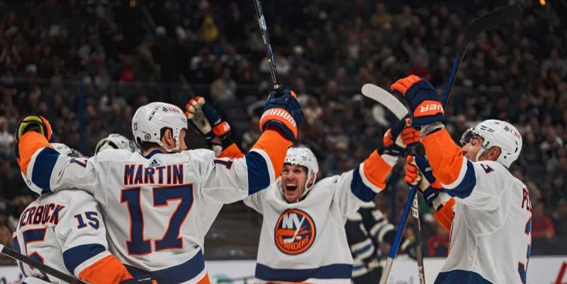 Айлендерс - Каролина