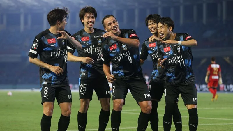 Кавасаки - Патхум Юнайтед