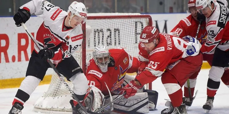 Молот - Металлург Нк