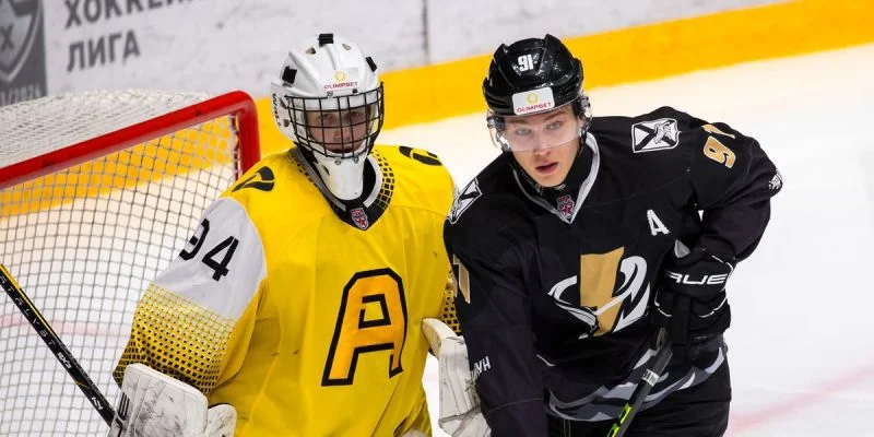 Тайфун - МХК Динамо Тайфун - МХК Динамо