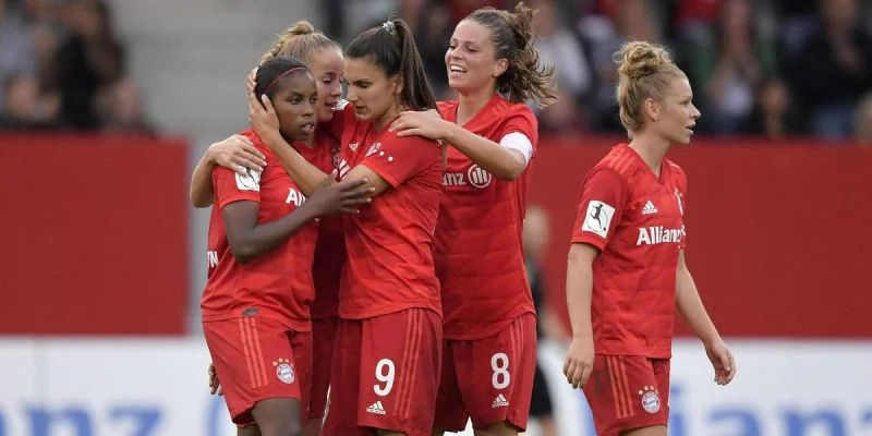 Бавария Мюнхен (Ж) - Рома (Ж)